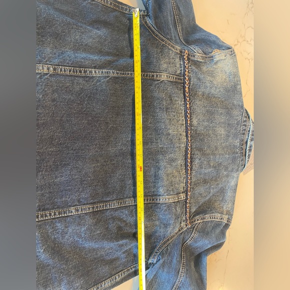 Vintage style Denim Jean Jacket with embellishments. Size M - made in Italy - Picture 13 of 16